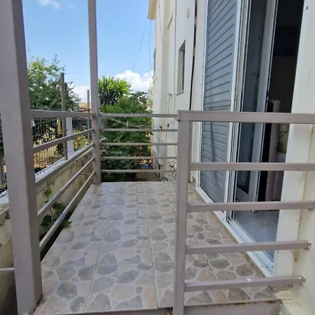 Minaj Guest house *